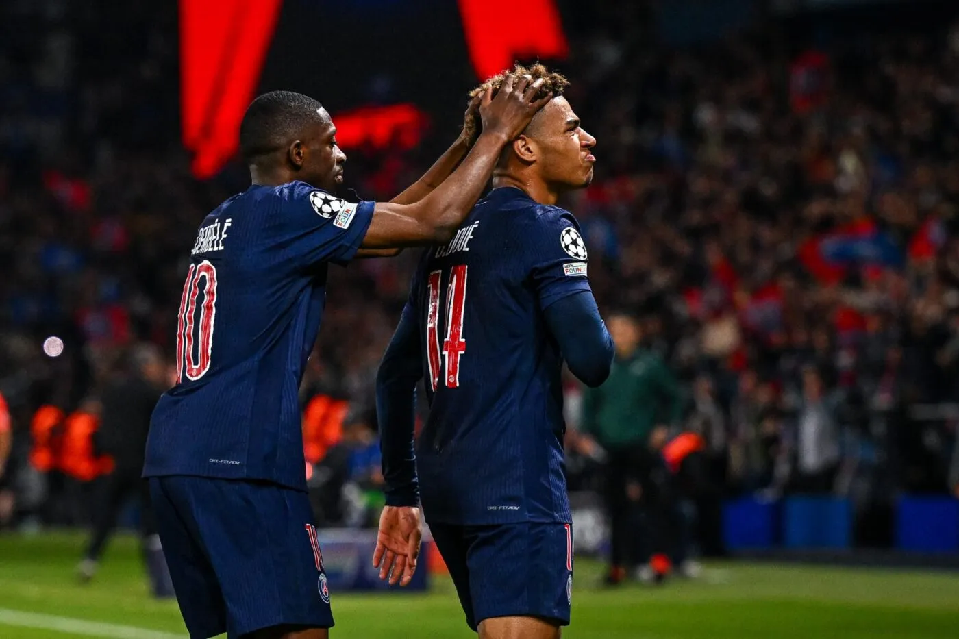 La presse anglaise sous le charme du PSG après son triomphe contre Aston Villa