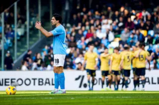 Toujours convalescent, le Napoli évite de peu la défaite face au Genoa